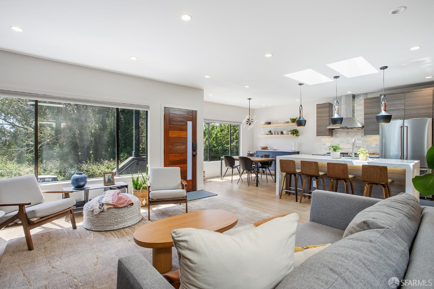 180 Panorama Drive