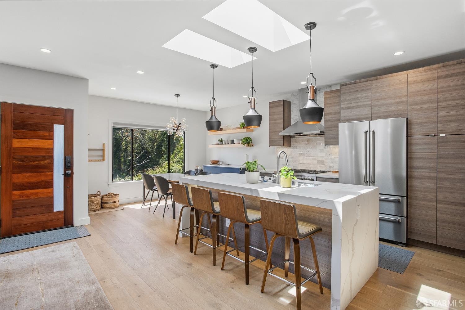 180 Panorama Drive