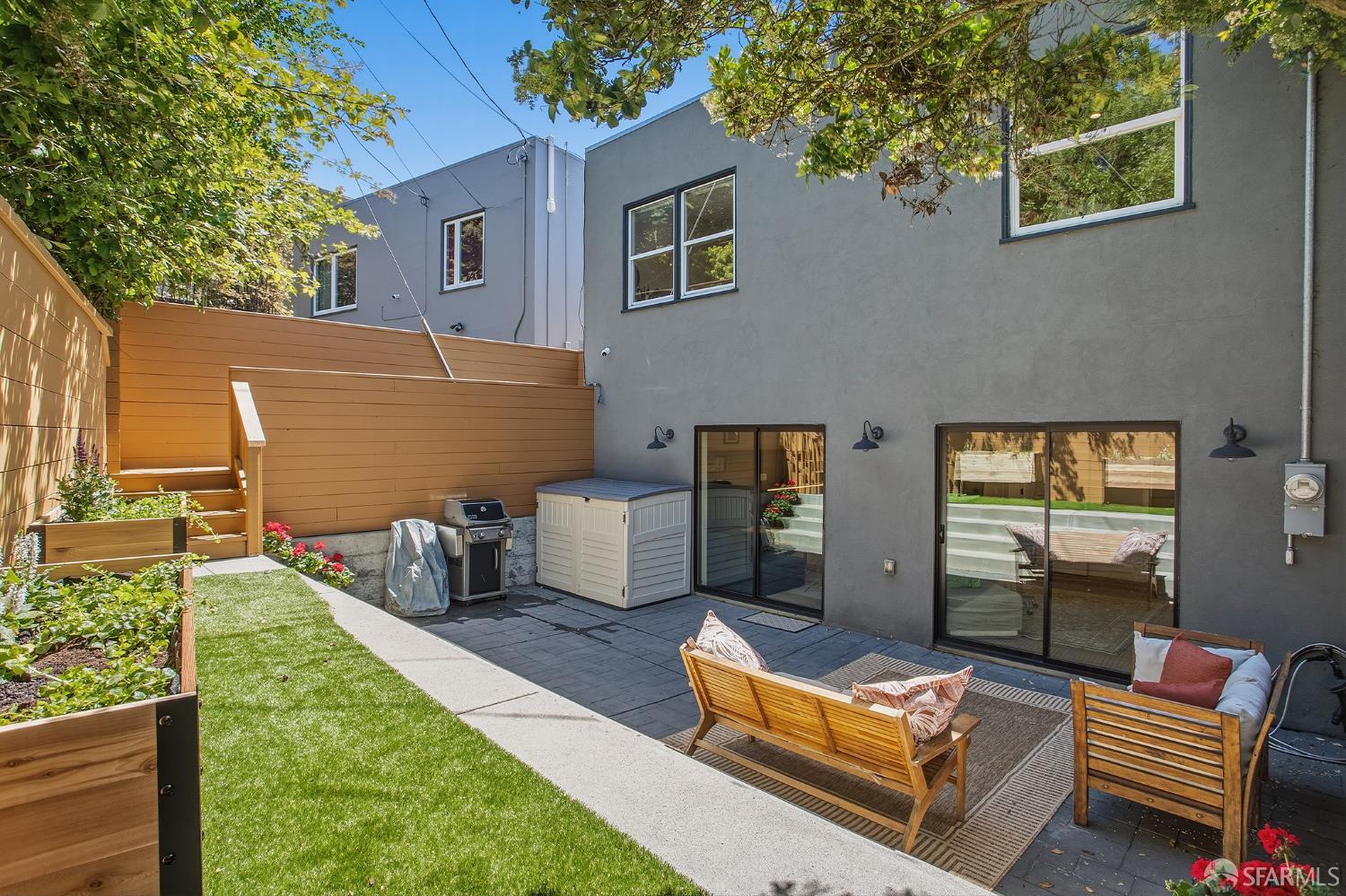 180 Panorama Drive