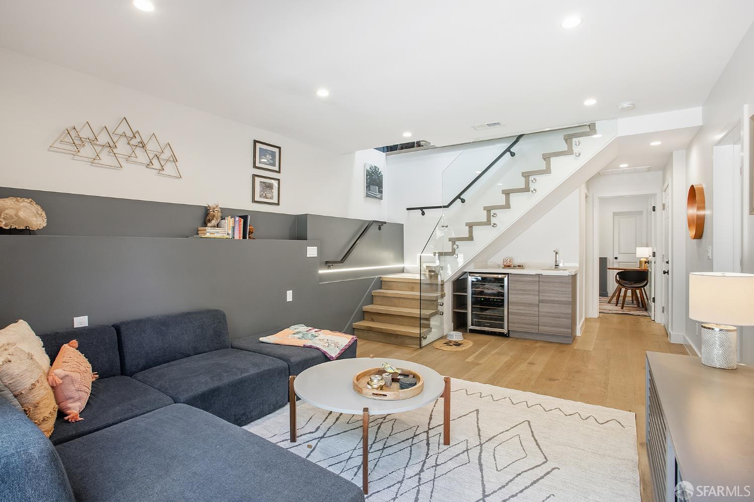 180 Panorama Drive