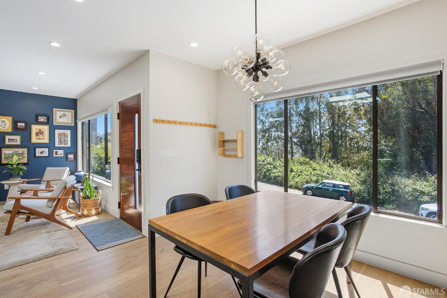 180 Panorama Drive