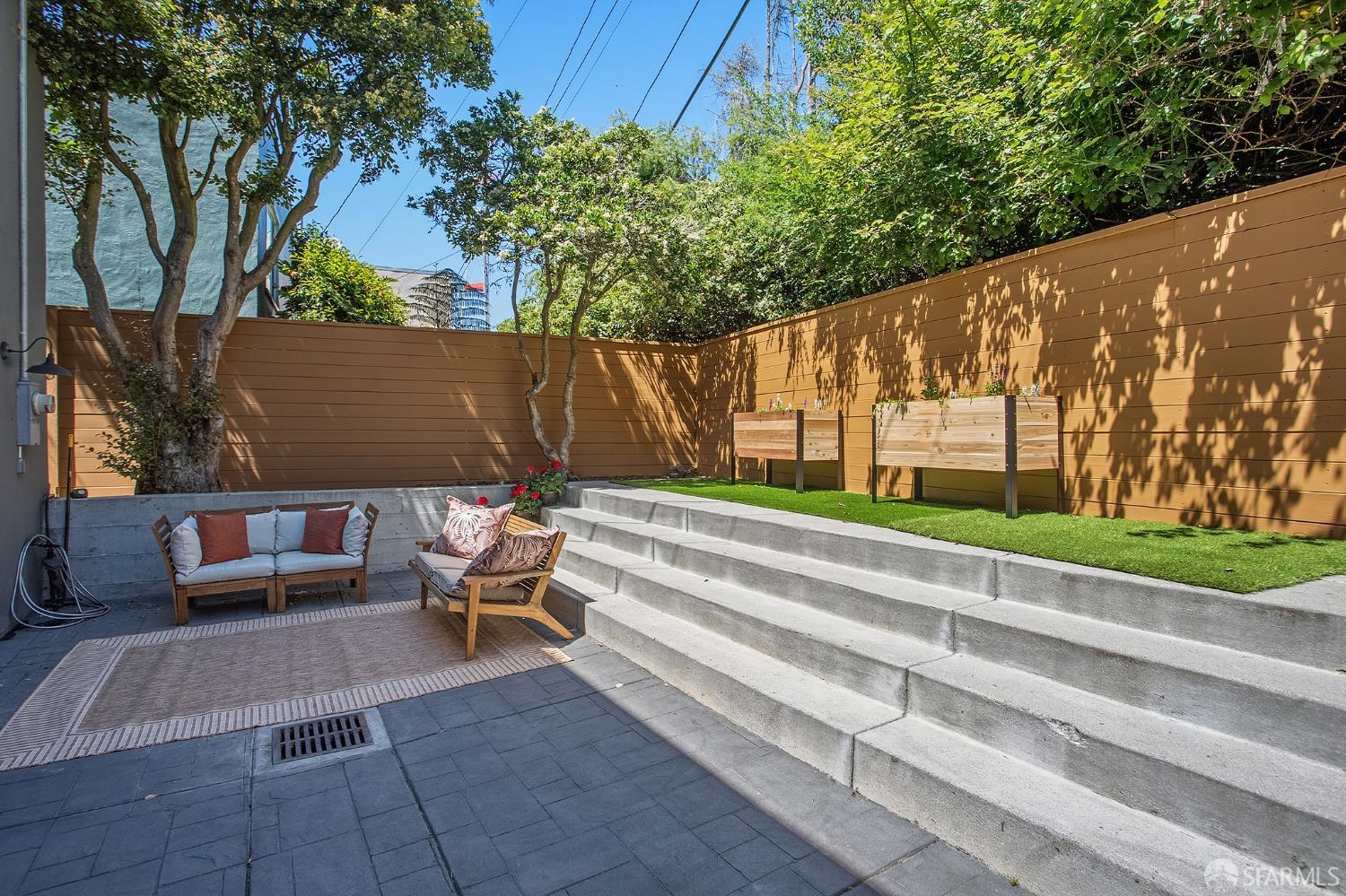 180 Panorama Drive