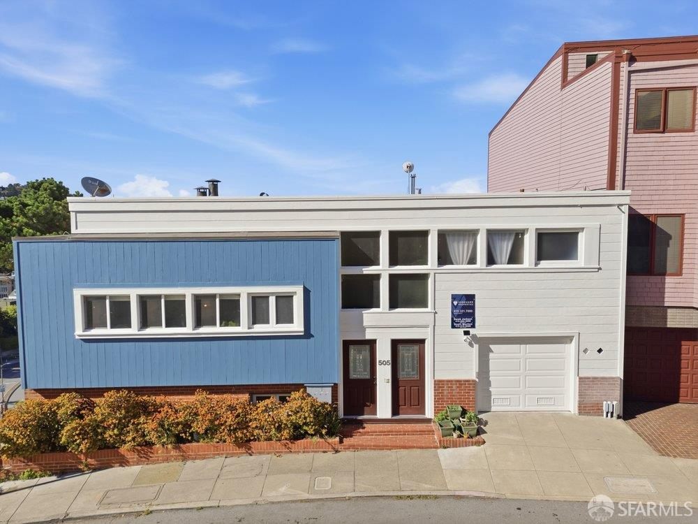 505 Corbett Avenue