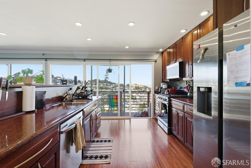 505 Corbett Avenue