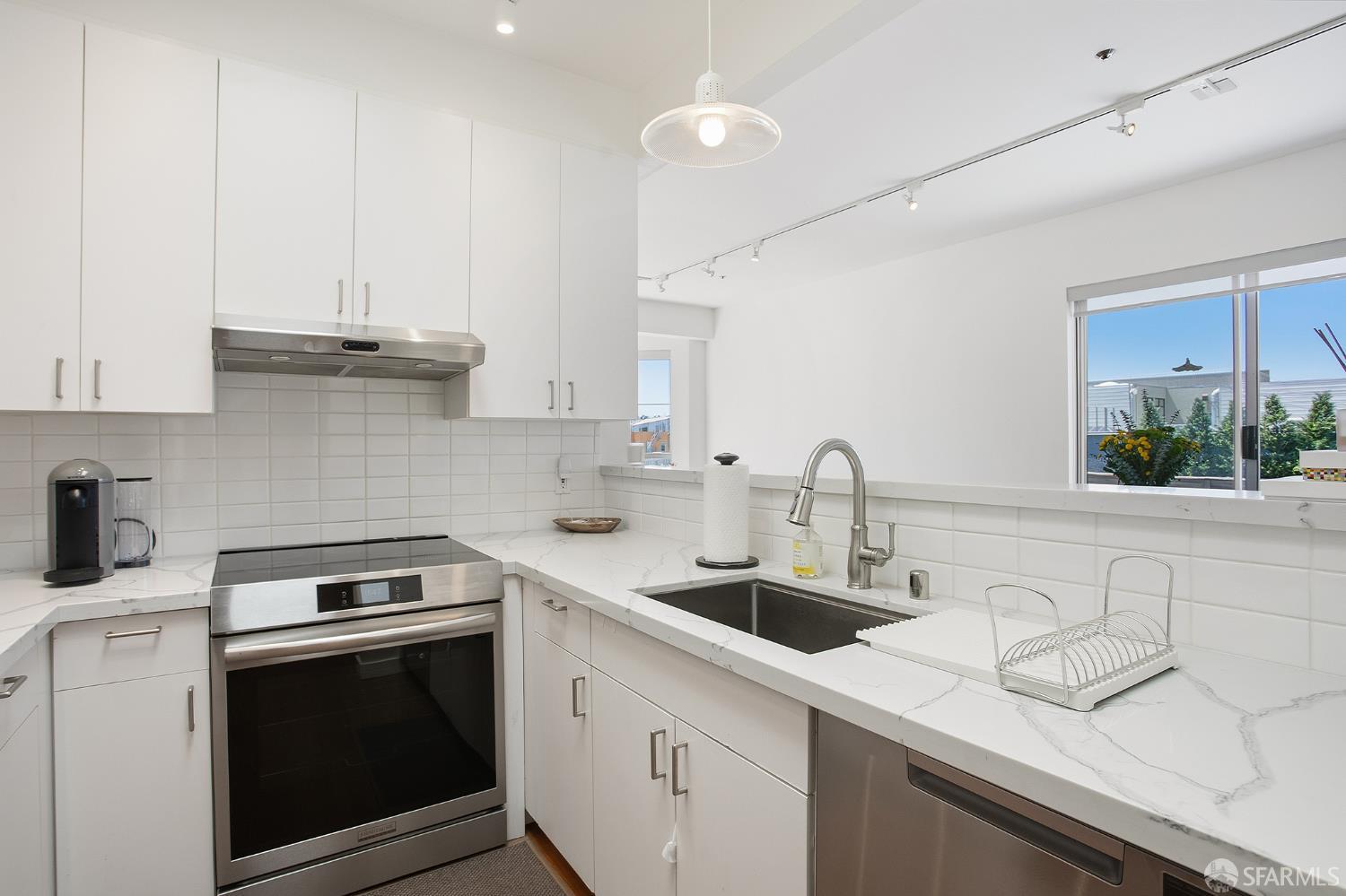 603 Natoma Street # 402