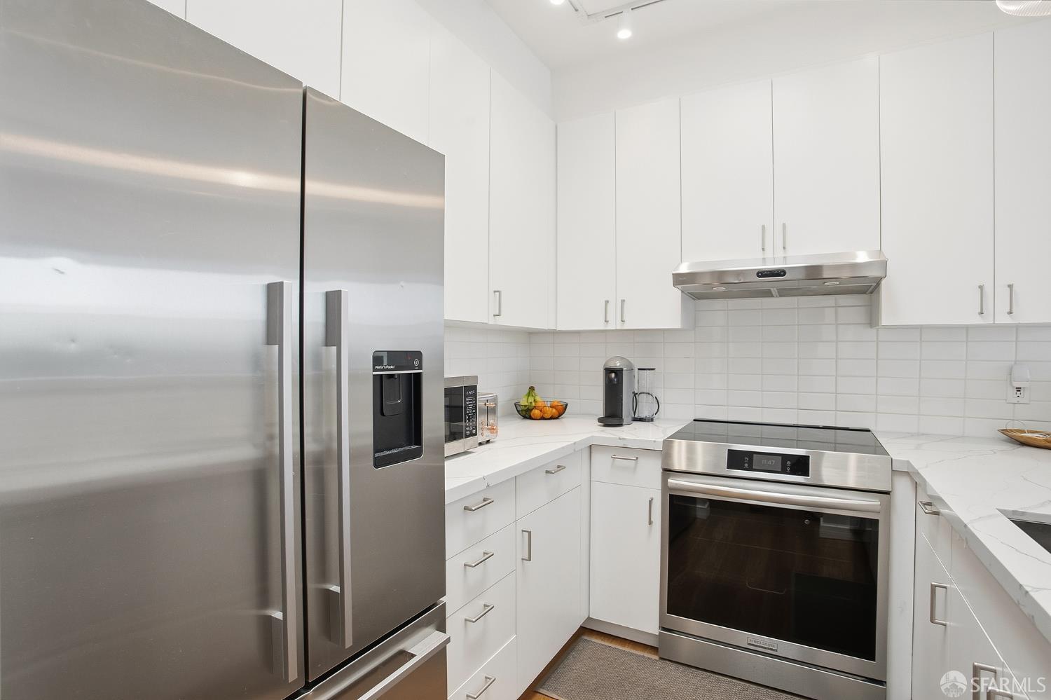 603 Natoma Street # 402
