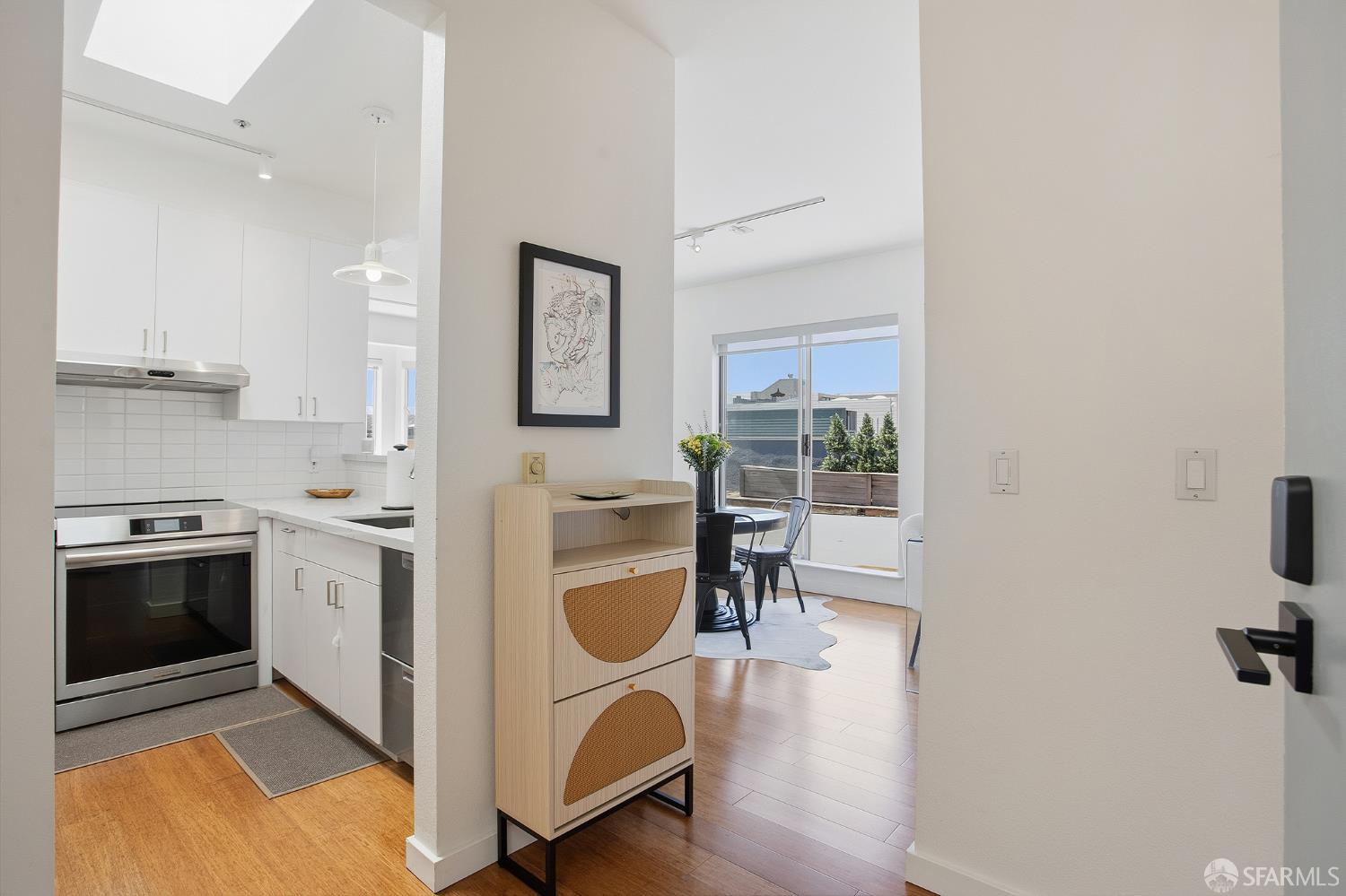 603 Natoma Street # 402