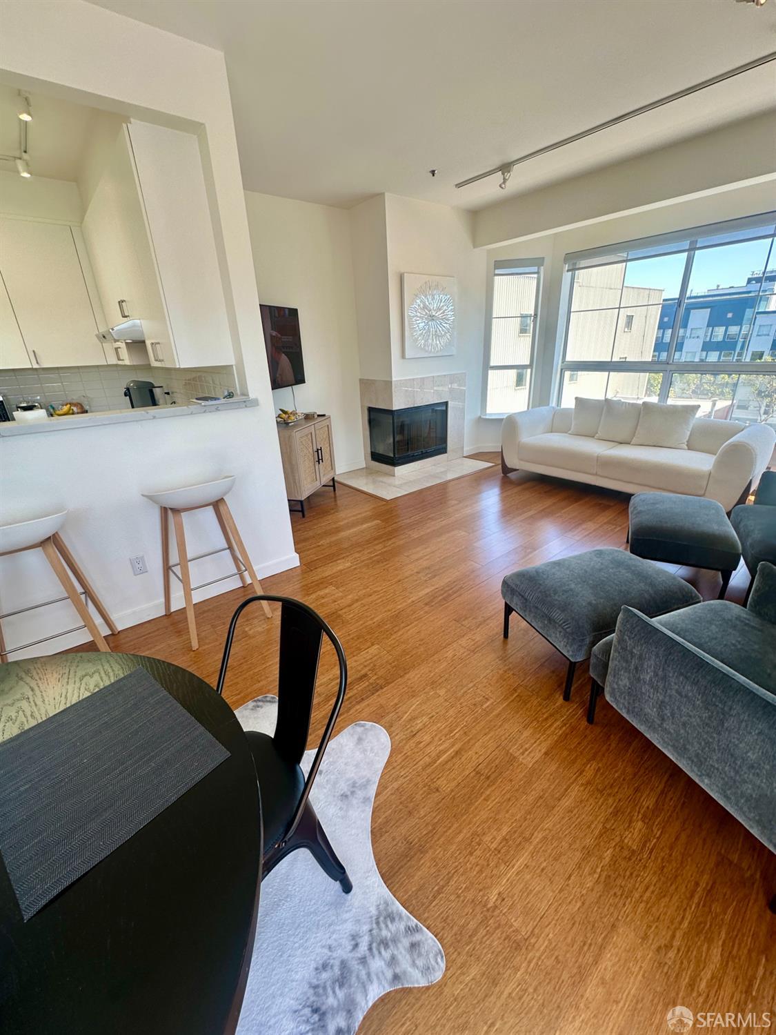 603 Natoma Street # 402