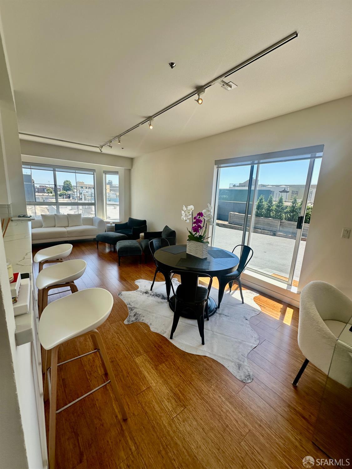 603 Natoma Street # 402