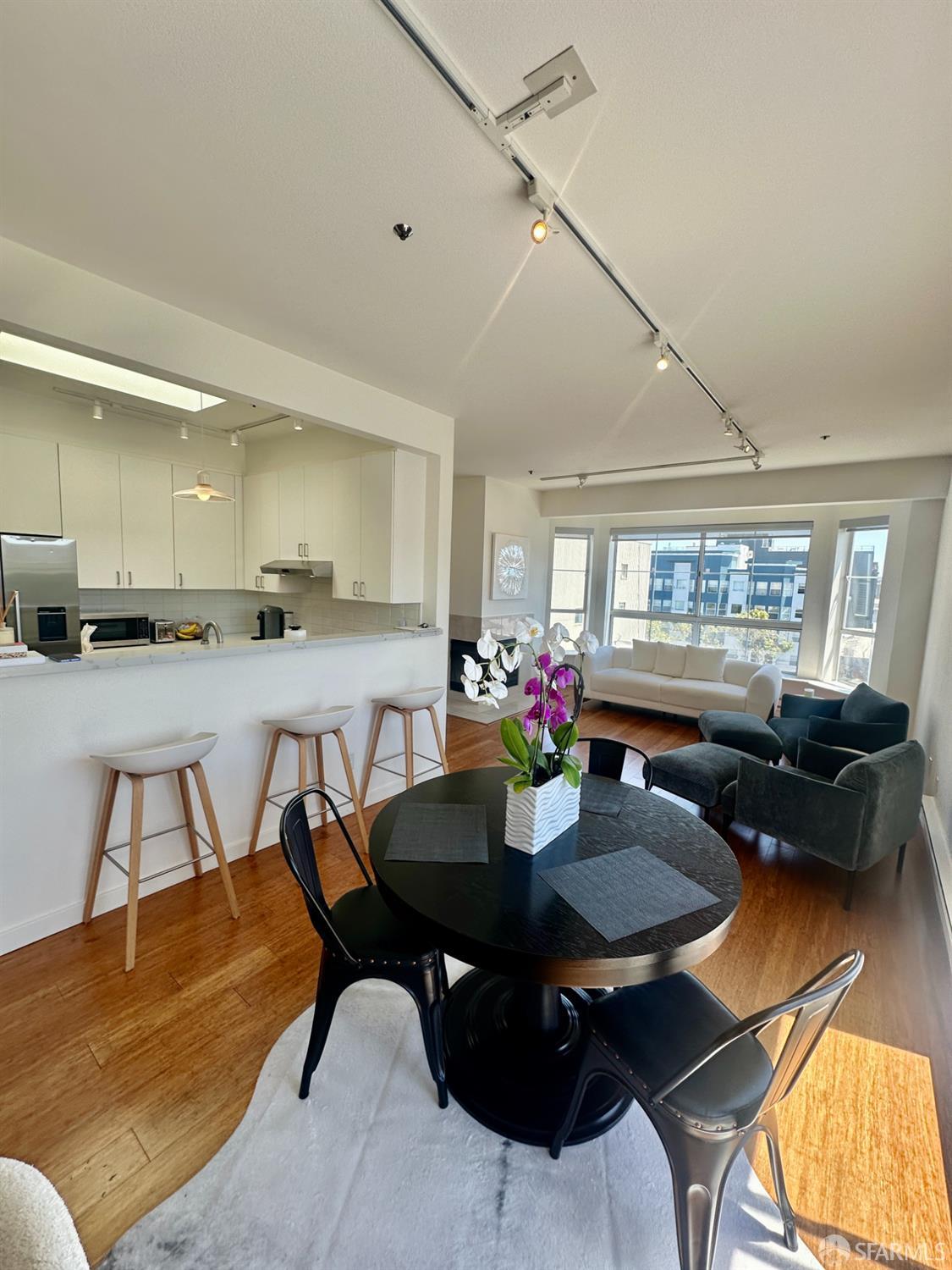 603 Natoma Street # 402