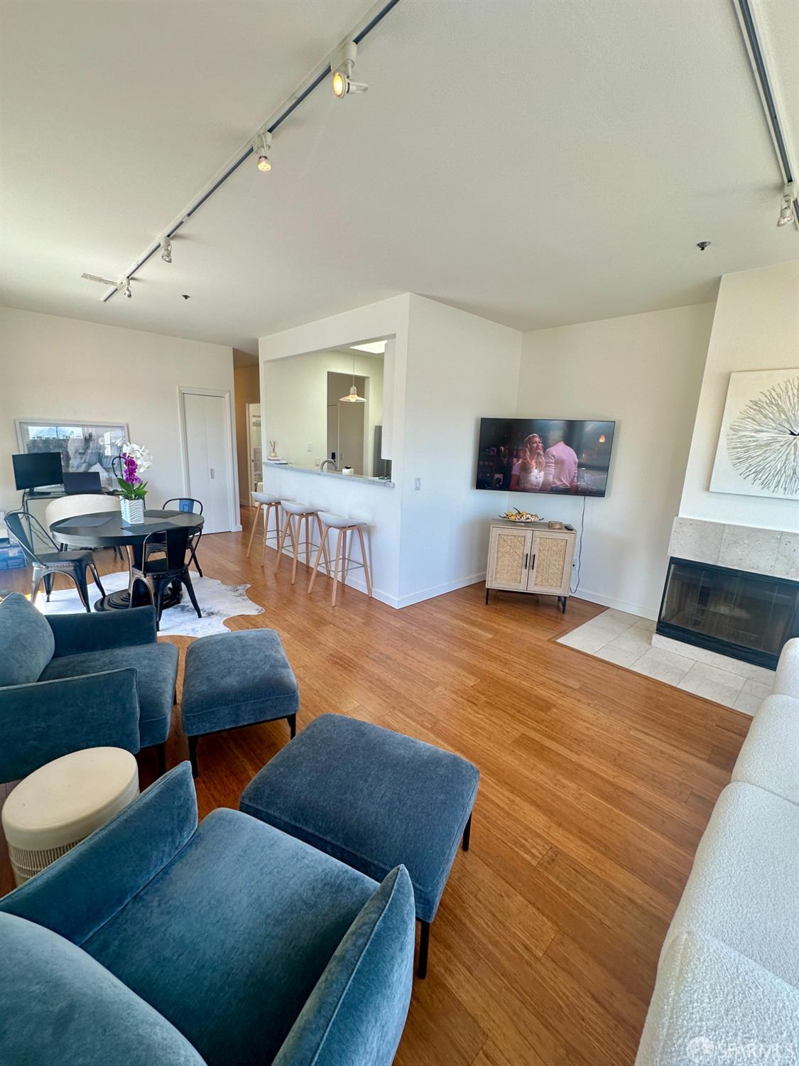 603 Natoma Street # 402
