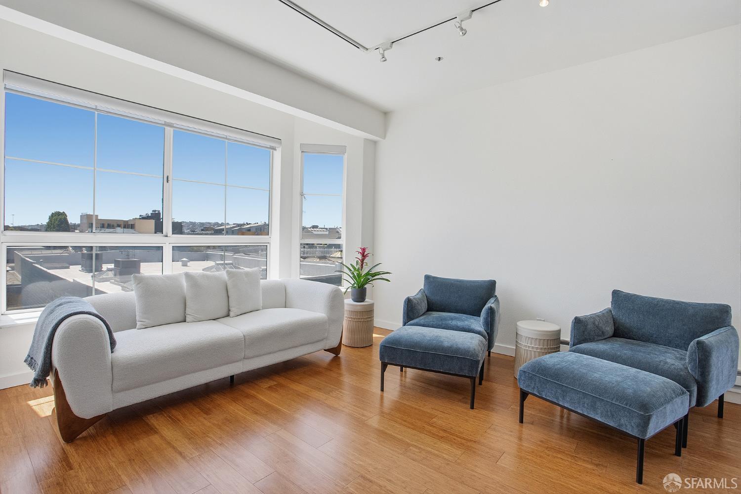 603 Natoma Street # 402