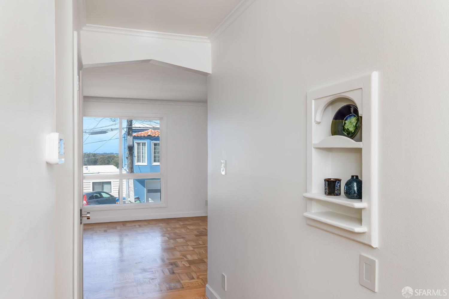 113 Santa Cruz Avenue