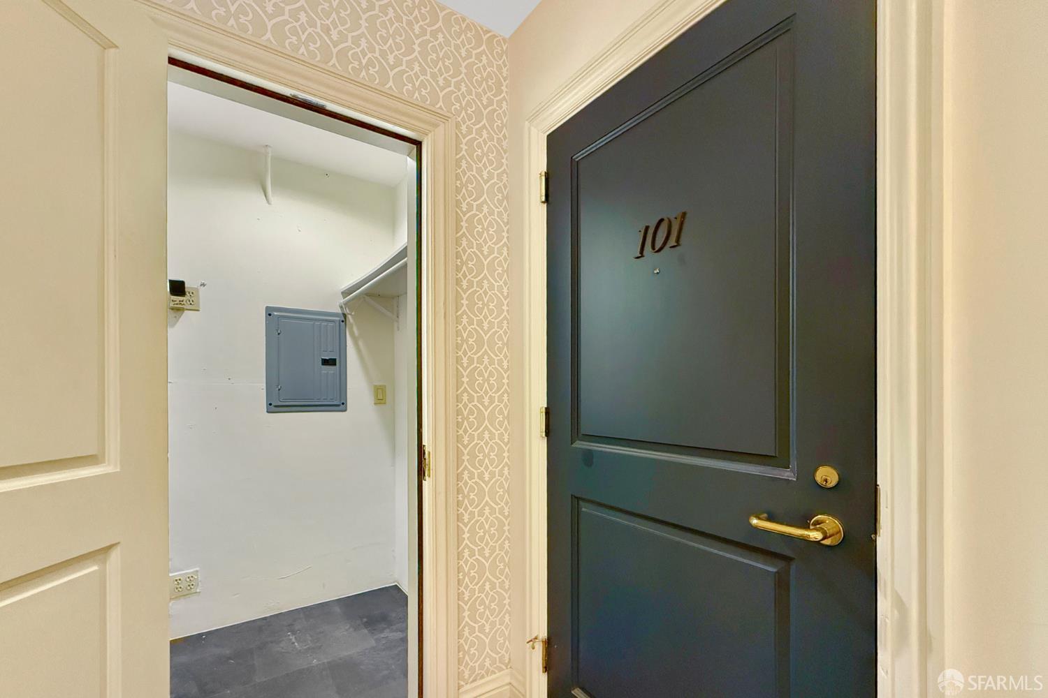 725 Pine Street Unit: #101
