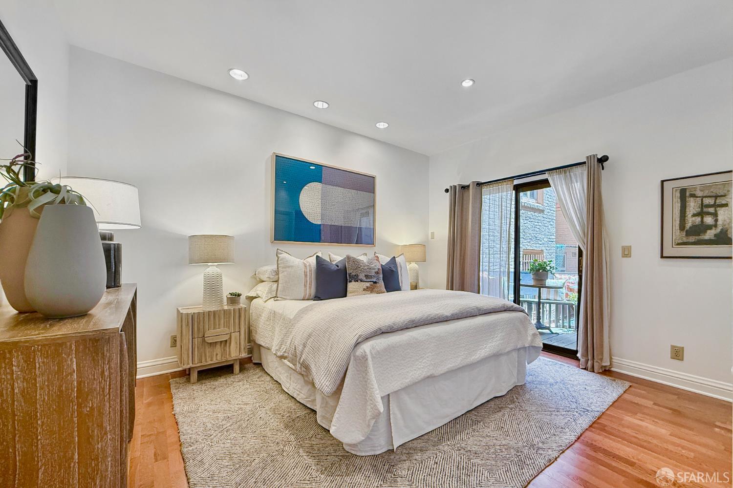 725 Pine Street Unit: #101