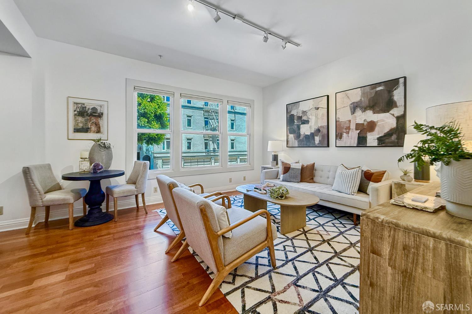 725 Pine Street Unit: #101