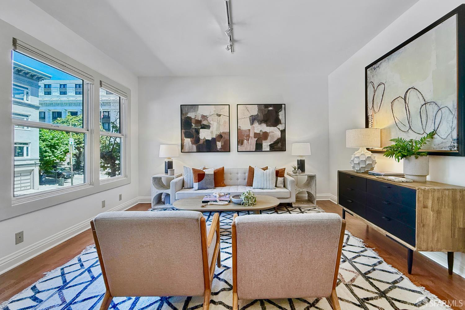 725 Pine Street Unit: #101