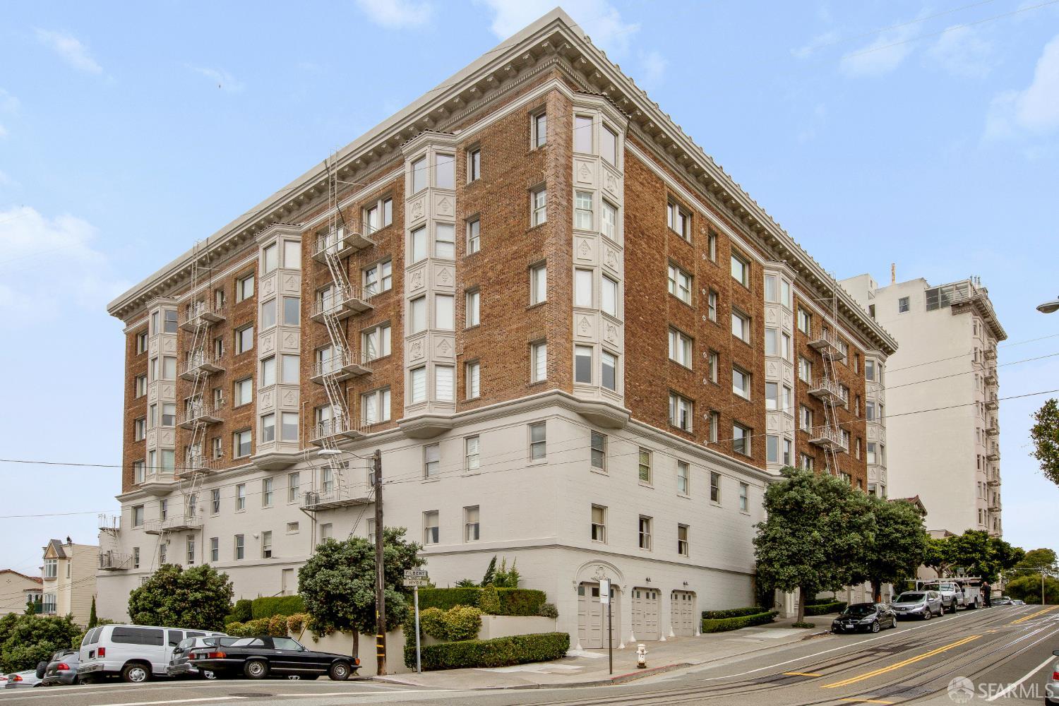2111 Hyde Street # 405