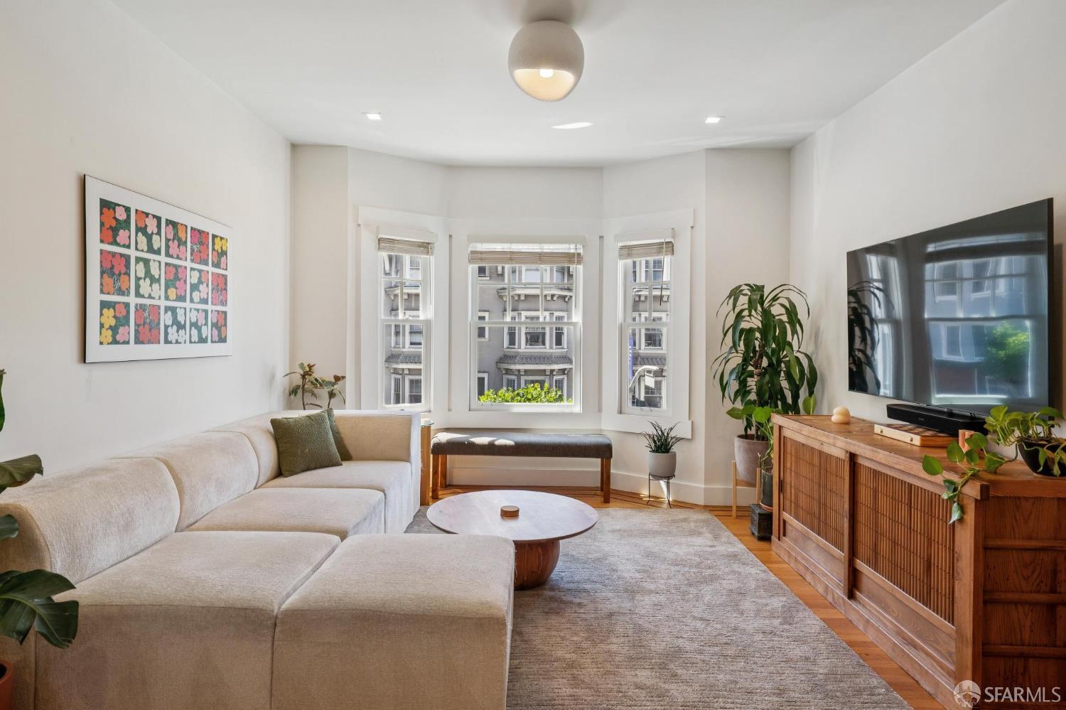 1100 Leavenworth Street # 3