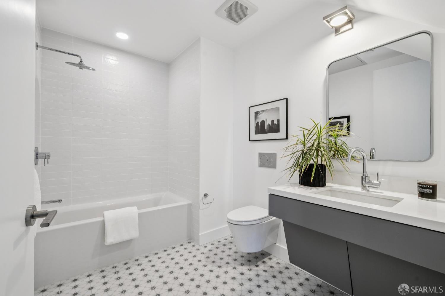 4135 California Street # 4