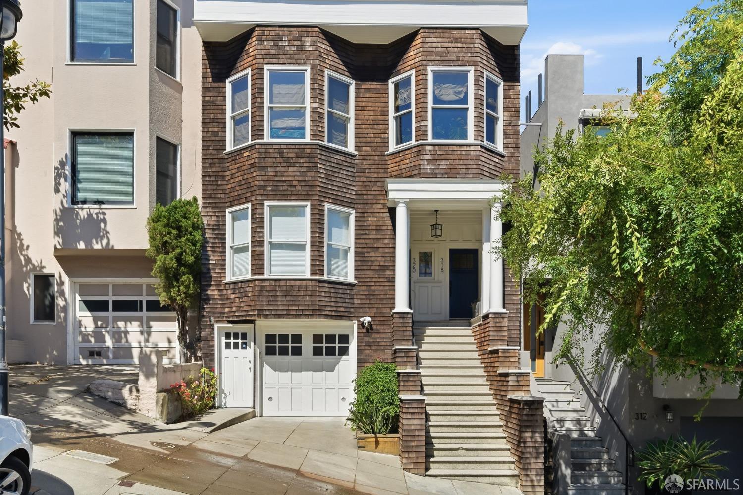 320 Texas Street