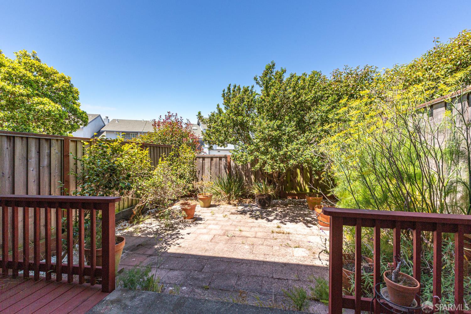 80 Silverview Drive