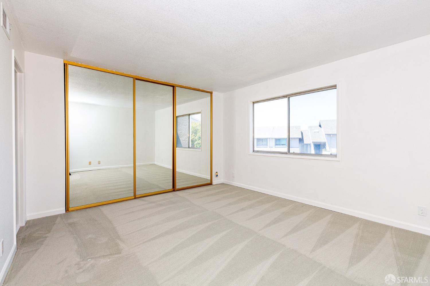 80 Silverview Drive