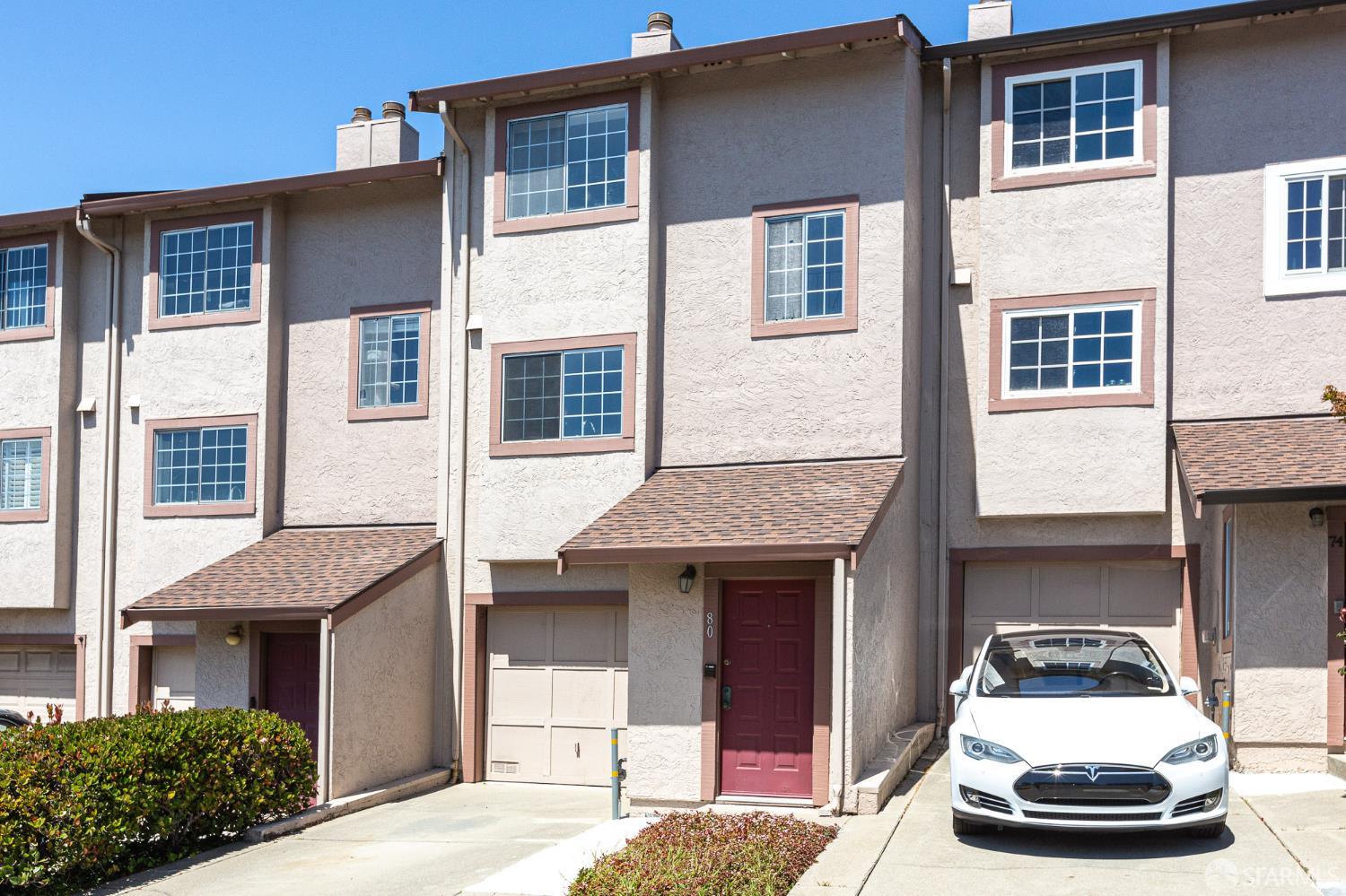 80 Silverview Drive