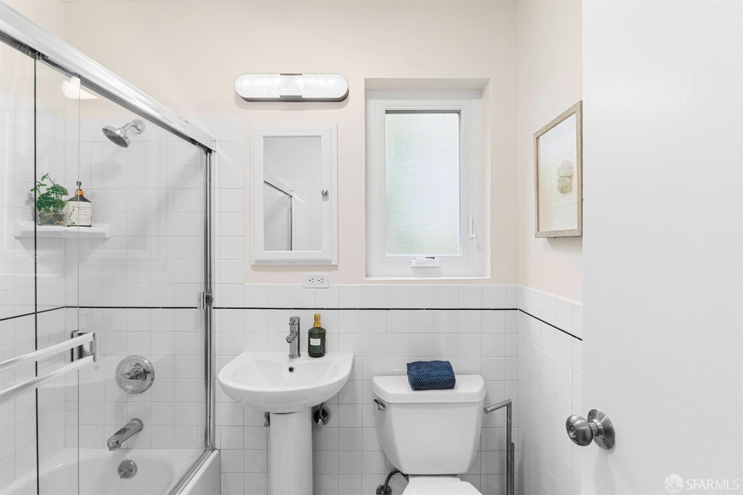 3258 Market Street # 4