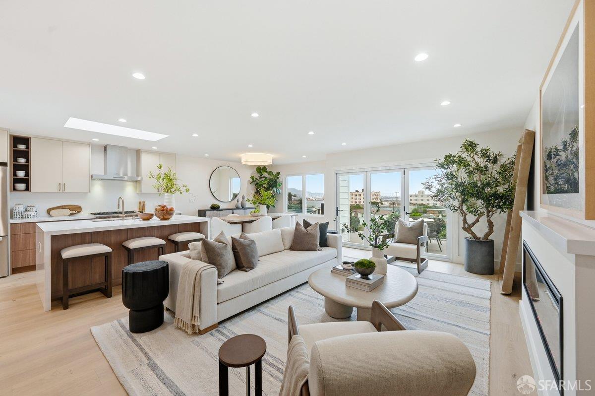 39 Seal Rock Drive