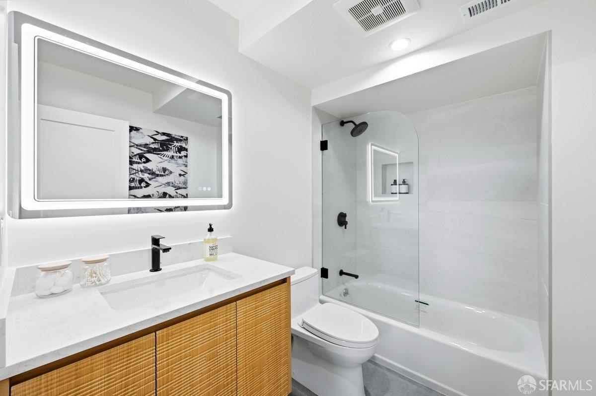 39 Seal Rock Drive