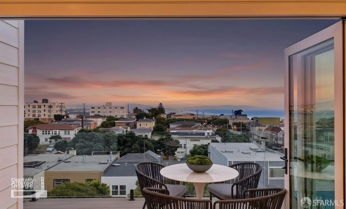 39 Seal Rock Drive