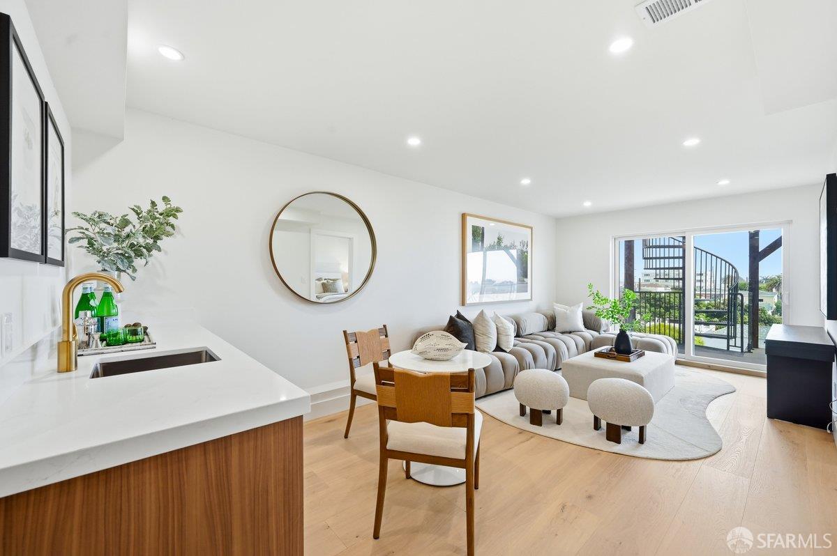 39 Seal Rock Drive