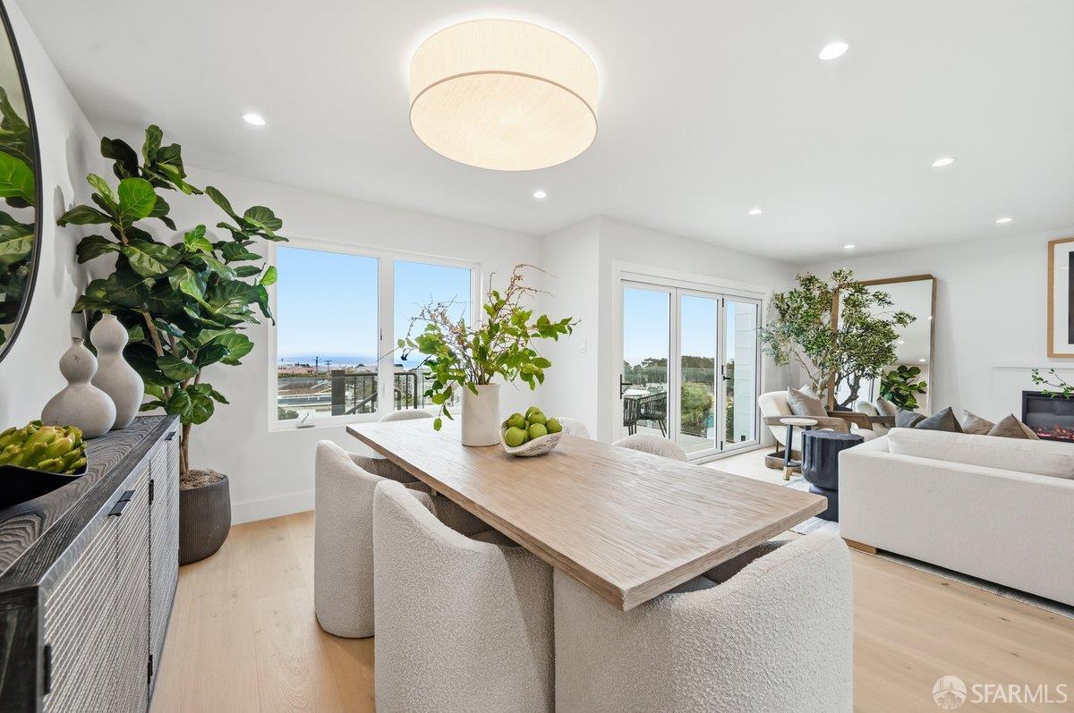 39 Seal Rock Drive