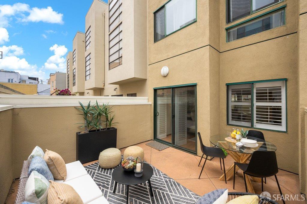 33 Vandewater Street # 103