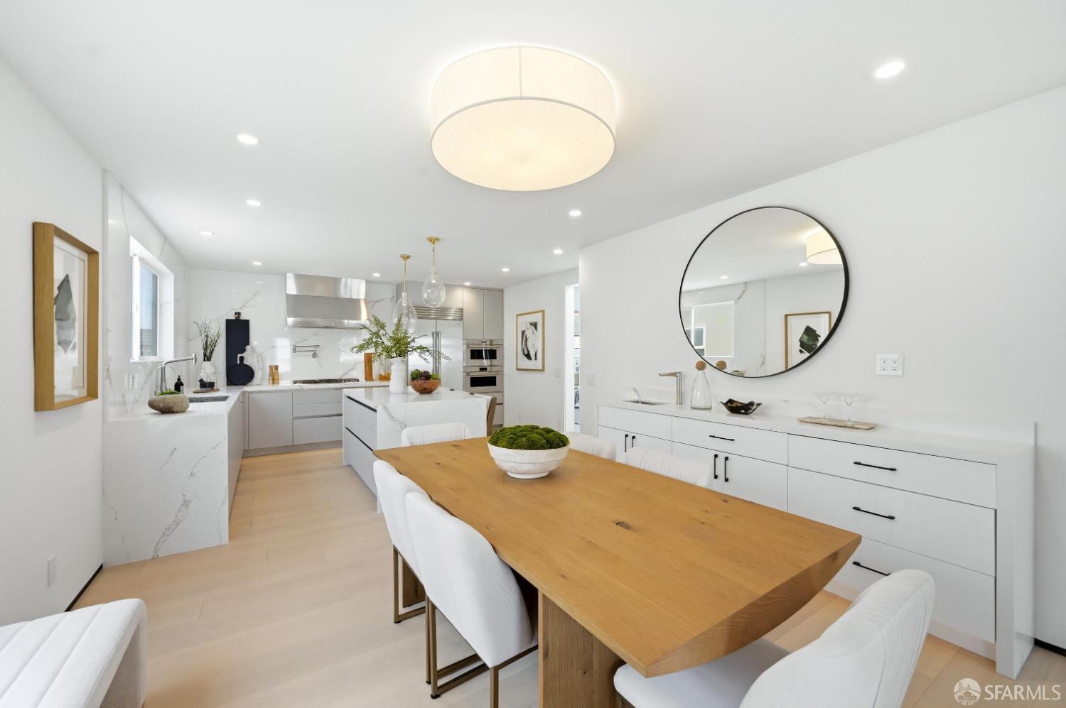 125 Paraiso Place