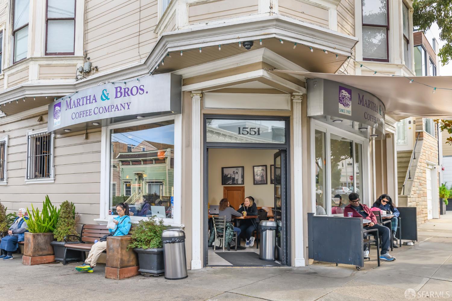 4121 Cesar Chavez Street # 6