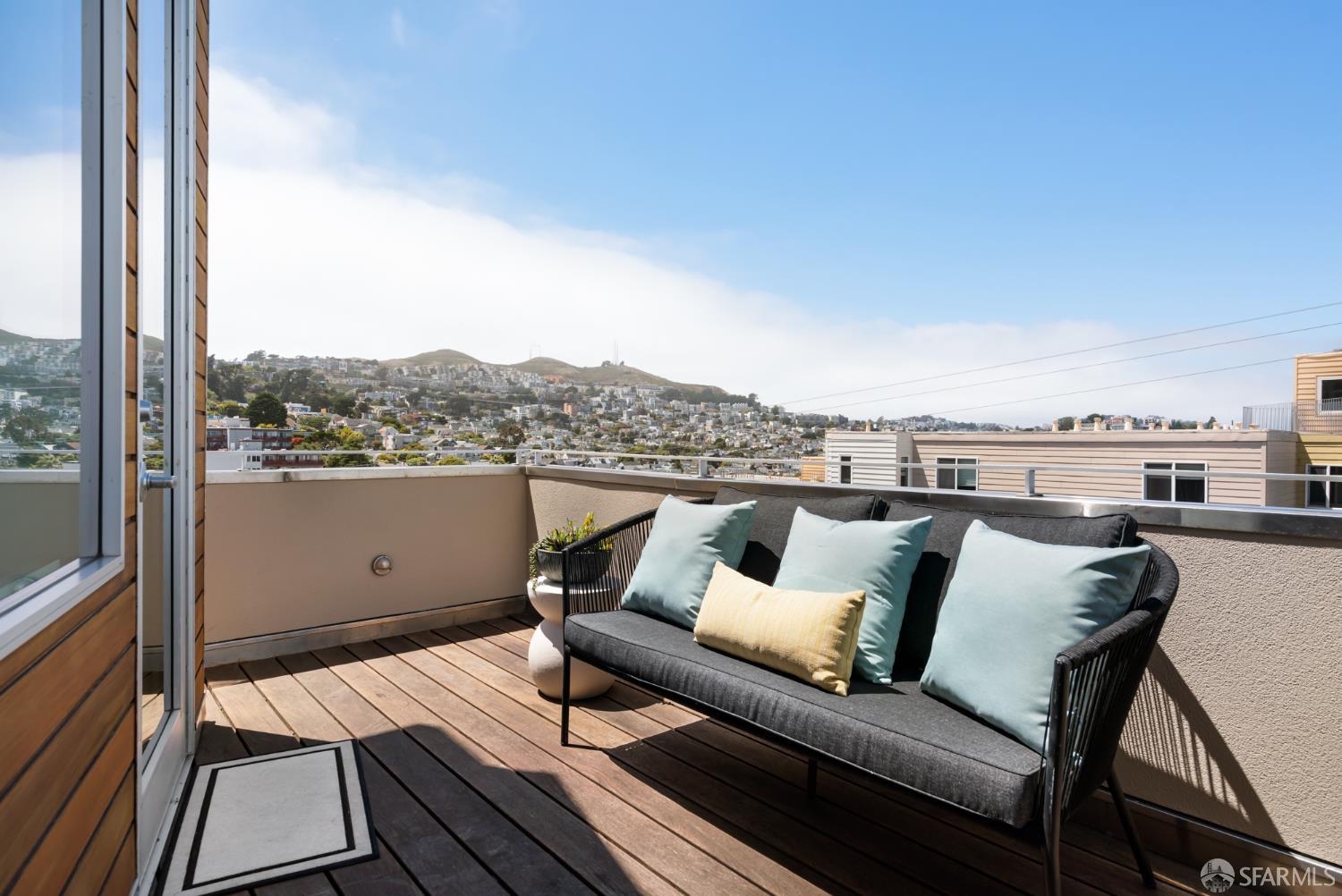 4121 Cesar Chavez Street # 6