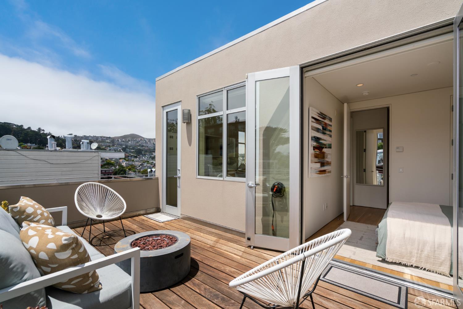 4121 Cesar Chavez Street # 6