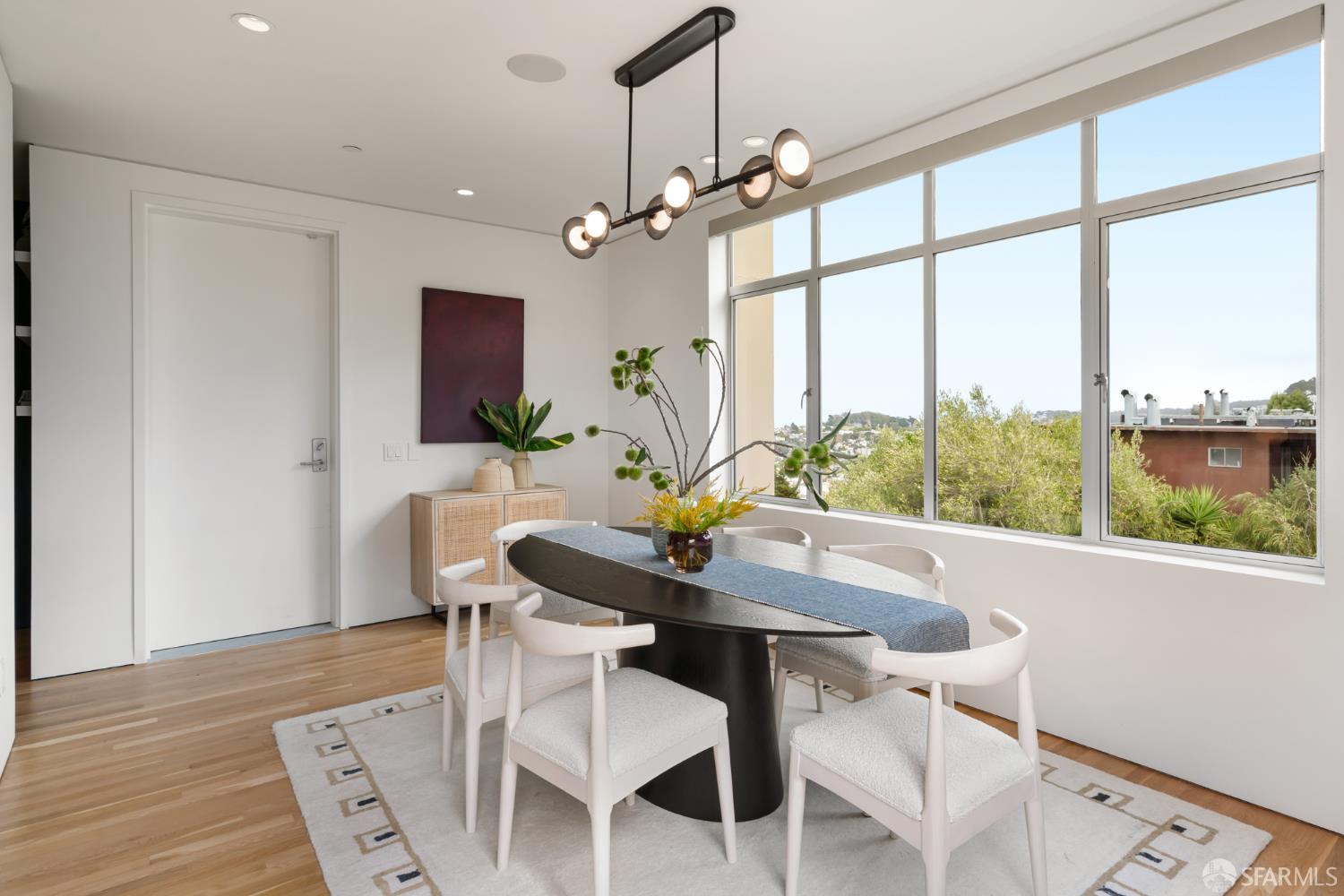 4121 Cesar Chavez Street # 6