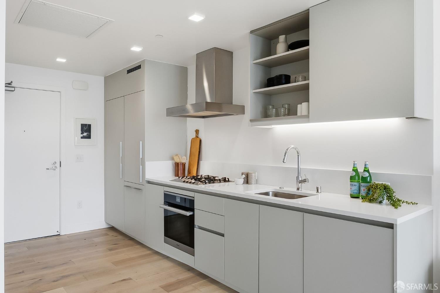 1545 Pine Street # 607