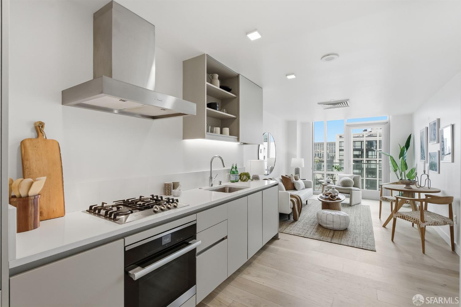 1545 Pine Street # 607