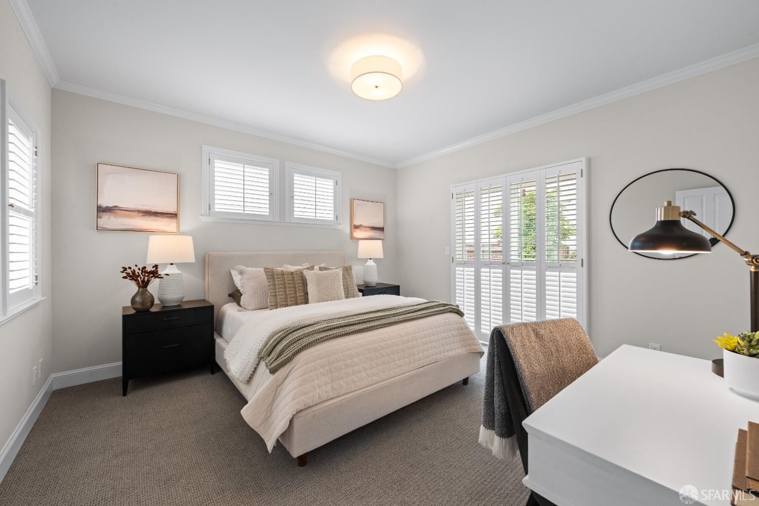 10 Madrone Avenue