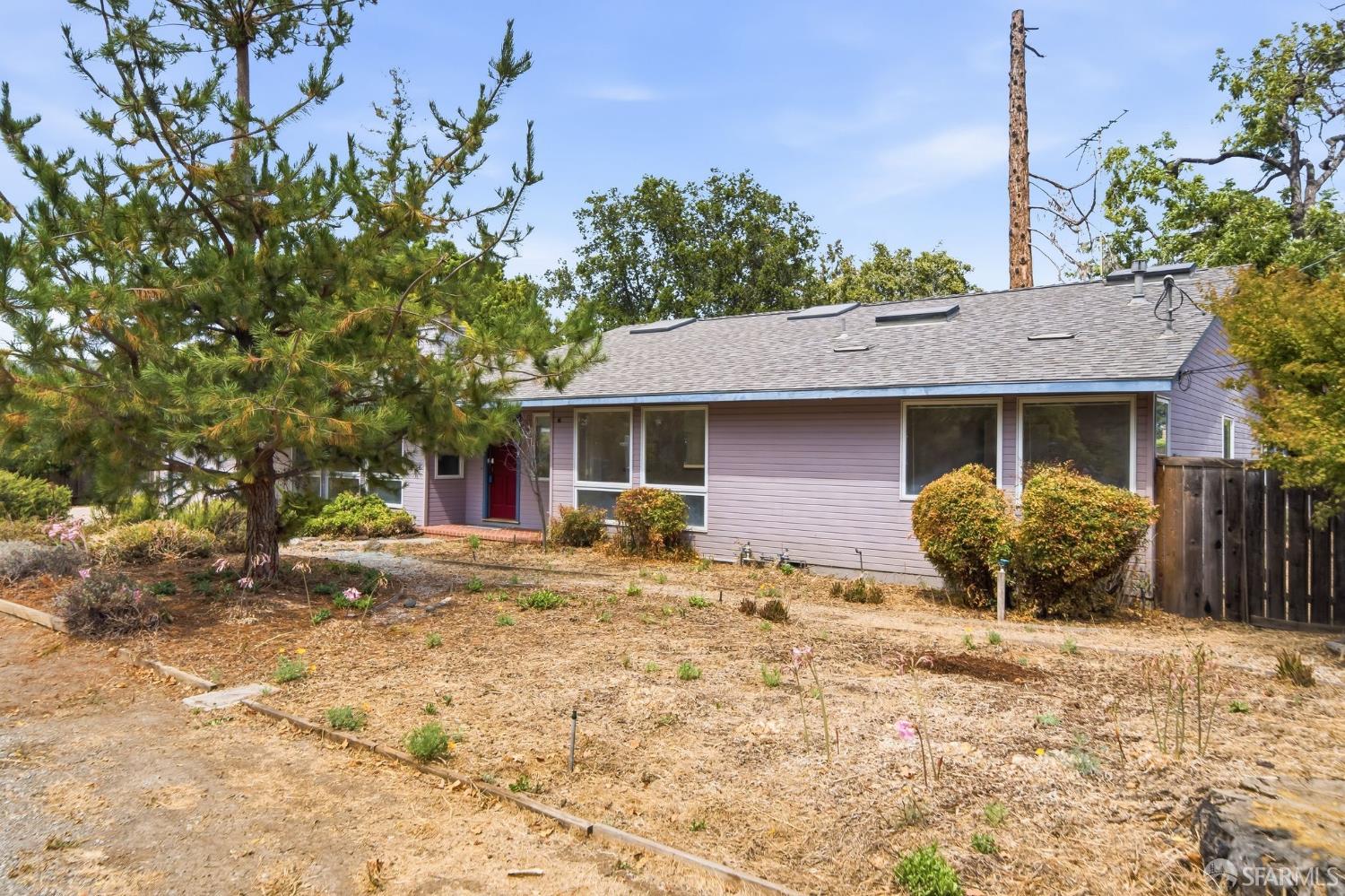 321 Hillview Avenue