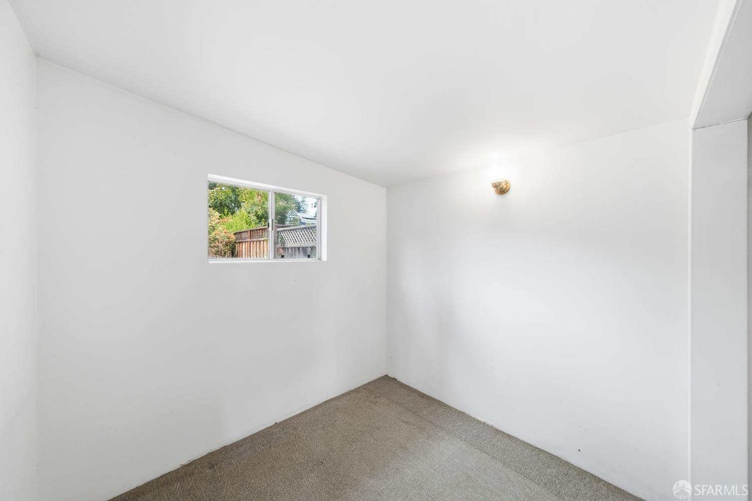321 Hillview Avenue