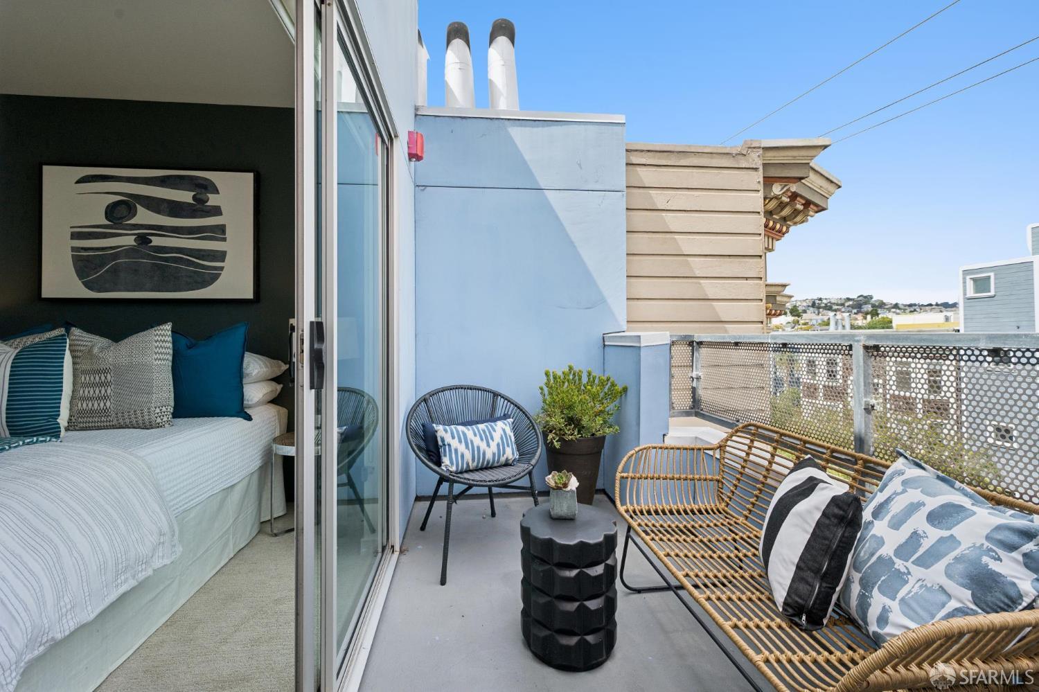 555 Bartlett Street # 422