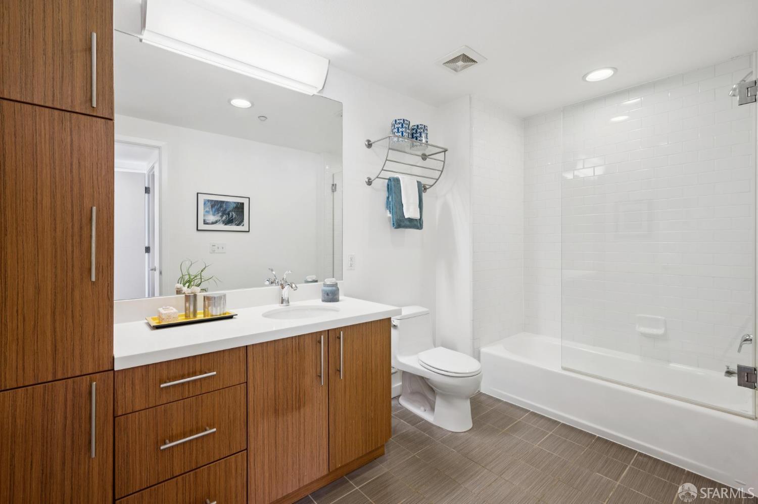 555 Bartlett Street # 422