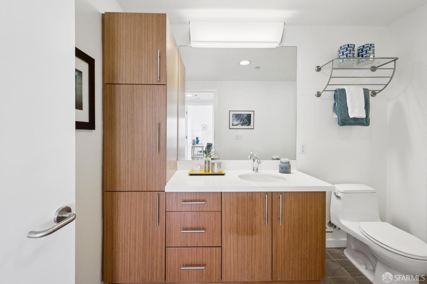 555 Bartlett Street # 422