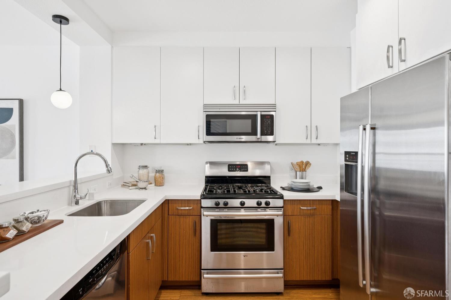 555 Bartlett Street # 422