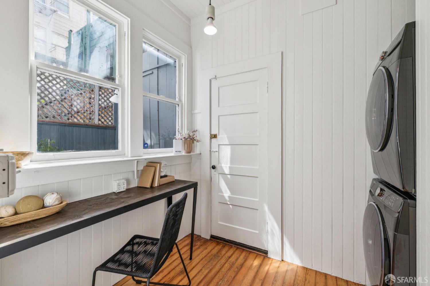 86 Elgin Park